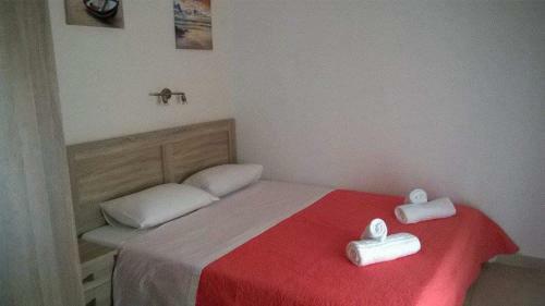 Smaragdi Studios And Rooms