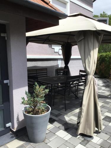 Hostal Varkerulet Apartman