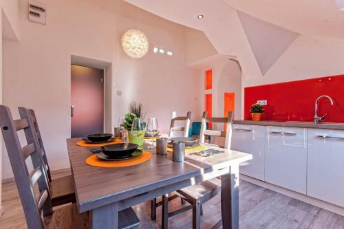 Central Stylish Apartments