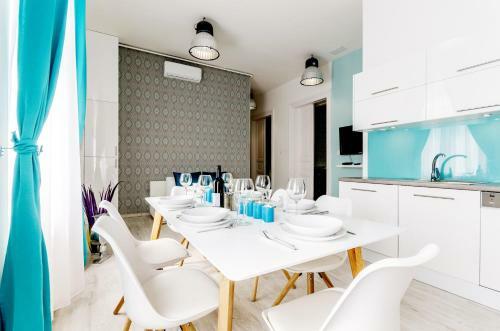 Central Stylish Apartments