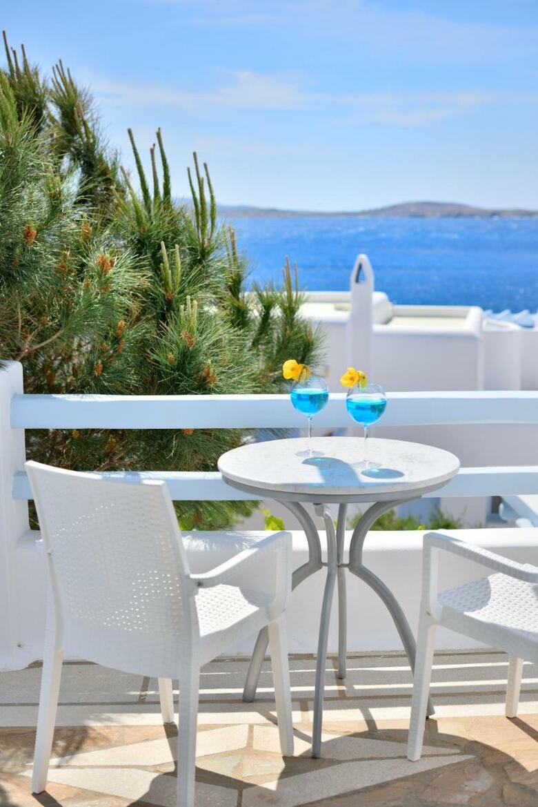 Saint John Hotel Villas & Spa
