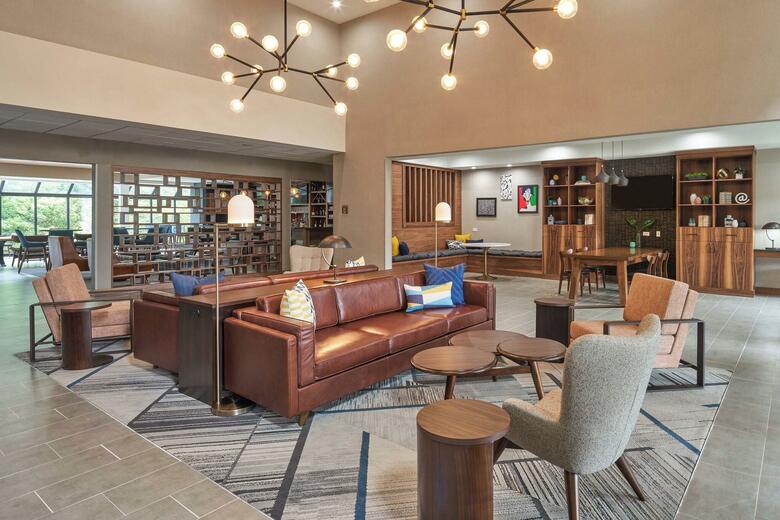 Hotel Comfort Suites
