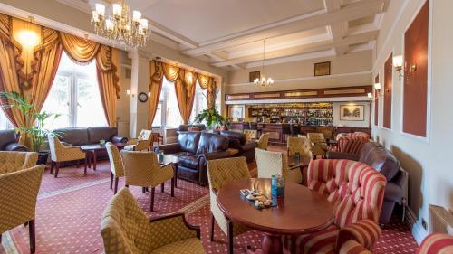 Victoria Hotel