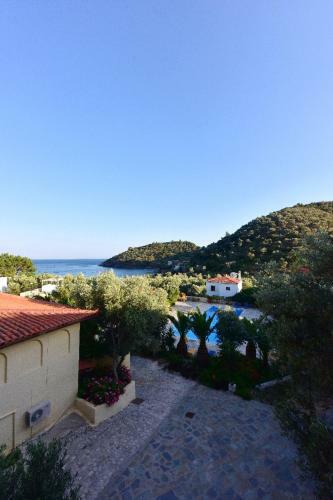 Aparthotel Limnionas Bay Village Hotel