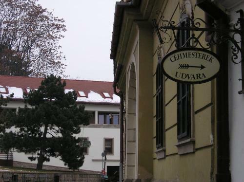 J�lia Apartman