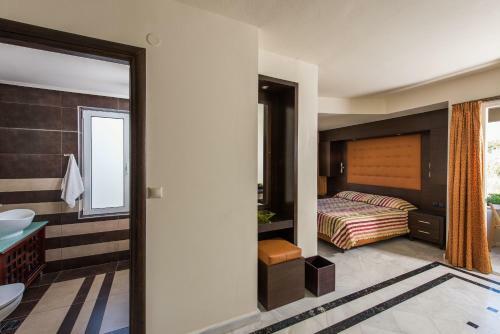 Lito Beach Hotel