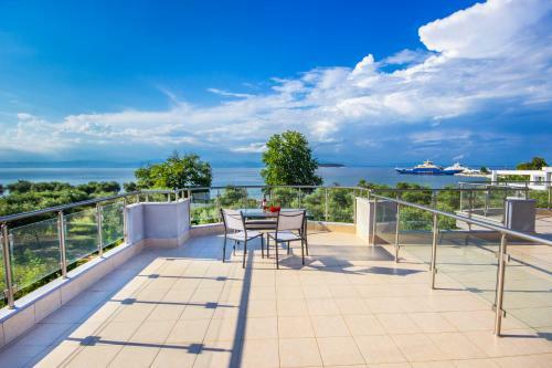 Bivas Apartments