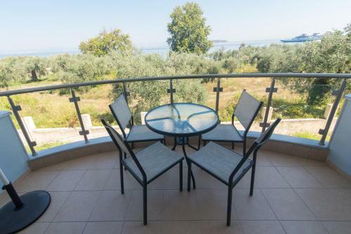 Bivas Apartments