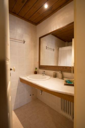 Hostal Xenios Tower