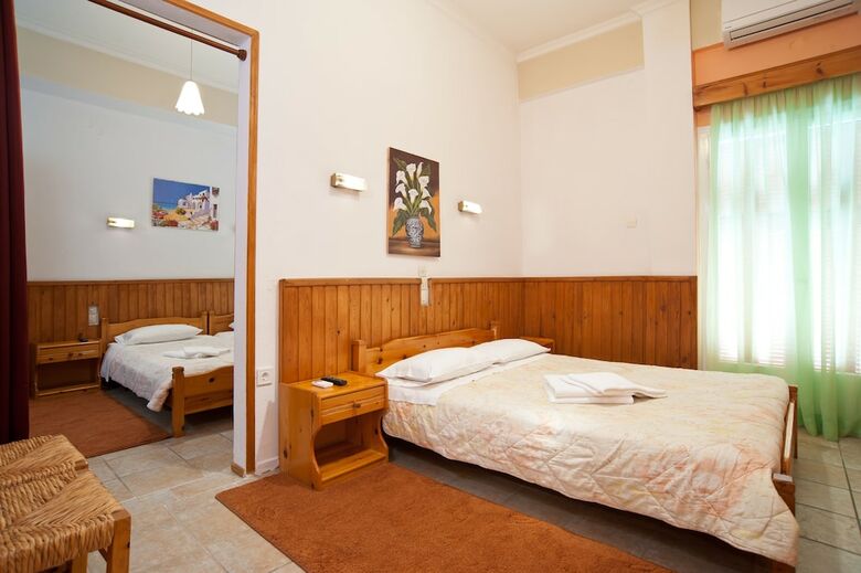 Hotel Athina