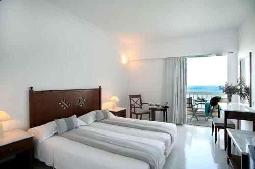 Tinos Beach Hotel