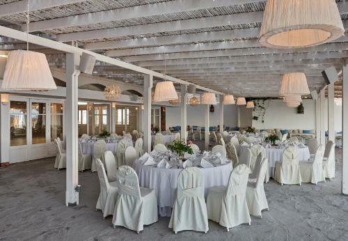 Tinos Beach Hotel
