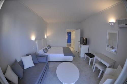 Tinos Beach Hotel