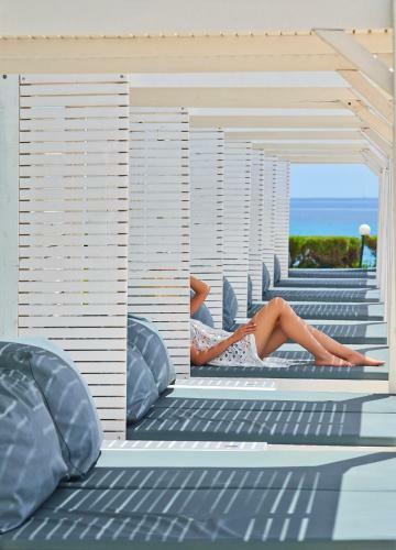 Tinos Beach Hotel