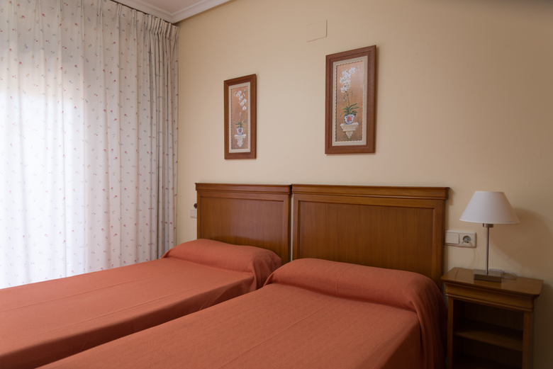 Apartamentos Gemelos XX