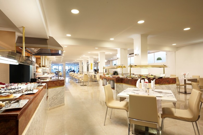 Hotel Las Arenas