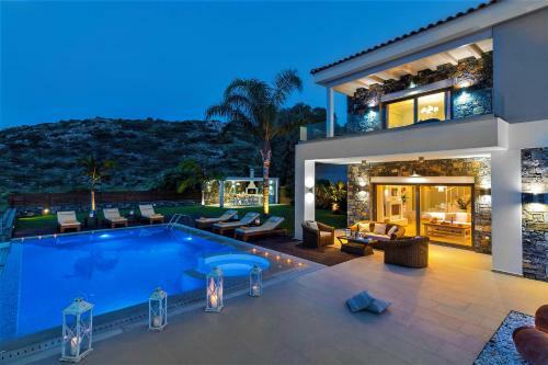 Irida Villa