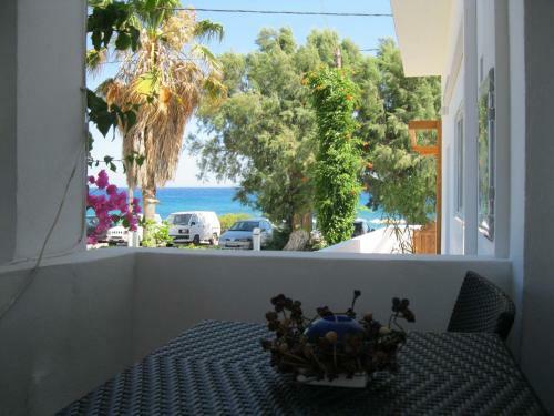Apartamento Seaside Studios Kirania