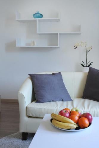 D.five Elizabeth Garden Apartment