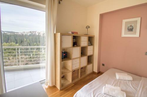 Three-bedroom Apartment With Acropolis View