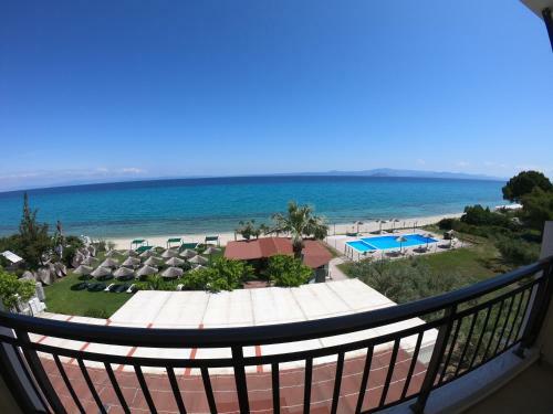 Kopsis Beach Hotel