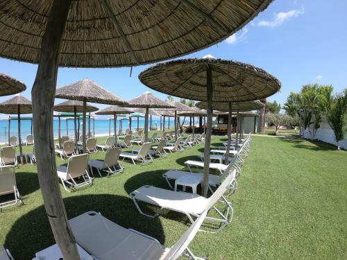 Kopsis Beach Hotel