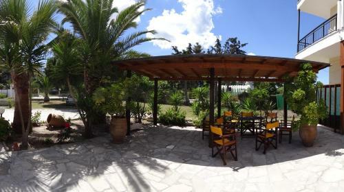 Kopsis Beach Hotel