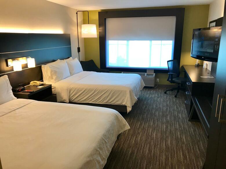 Holiday Inn Express Hotel & Suites Tracy