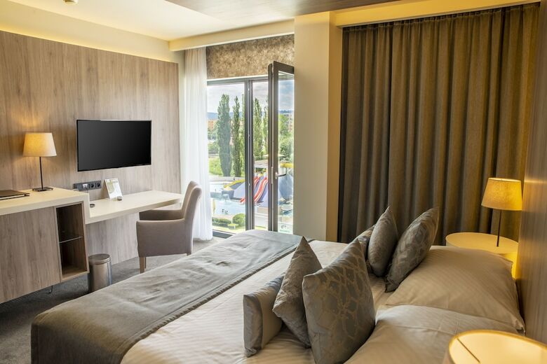 Hotel Aquacity Seasons