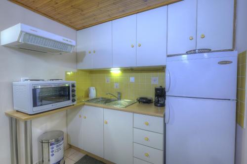 Zinni Koukaki Apartment