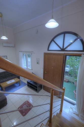 Zinni Koukaki Apartment