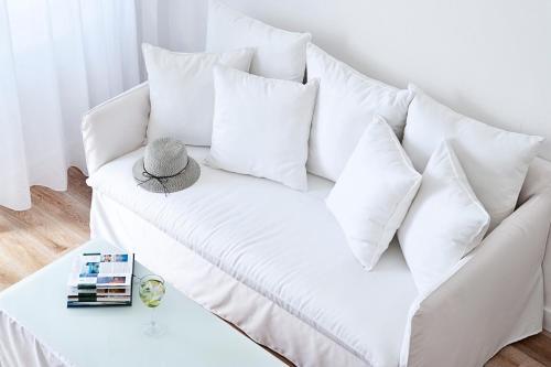 Katikies Hotel - The Leading Hotels Of The World