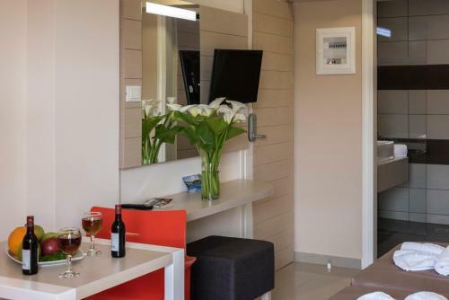 Atrion Hotel
