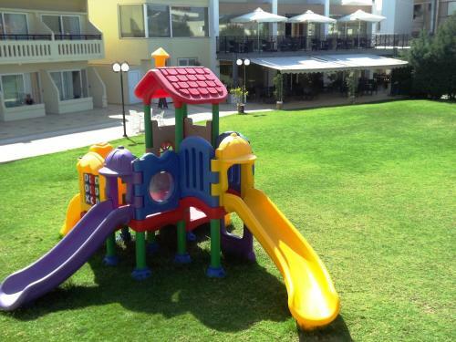Atrion Hotel