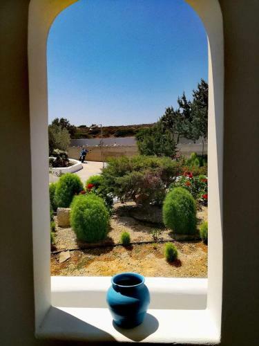 Hostal Sarakiniko Rooms