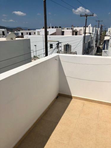 Jason Studios & Apartments