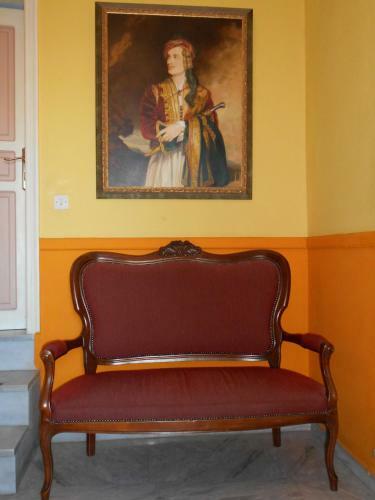 Byron Hotel