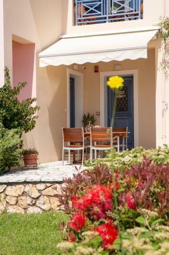 Thalassa Apartments