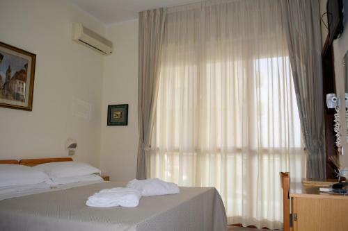 Hotel Ariella
