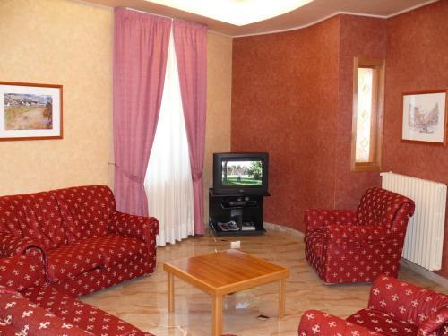 Hotel Albergo Casa Del Pellegrino