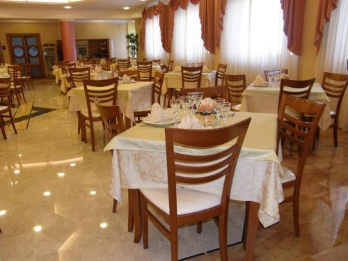 Hotel Albergo Casa Del Pellegrino