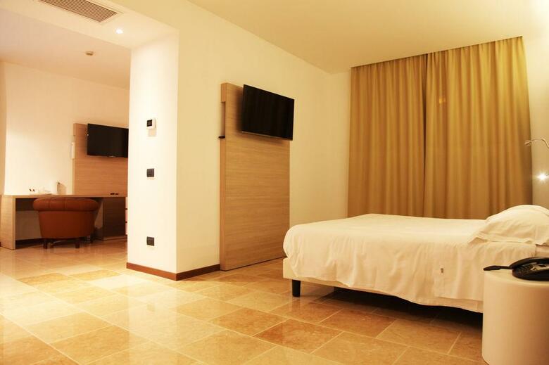 Hotel Metr�