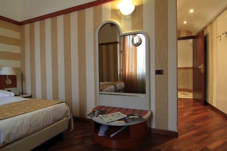 Hotel Metr�