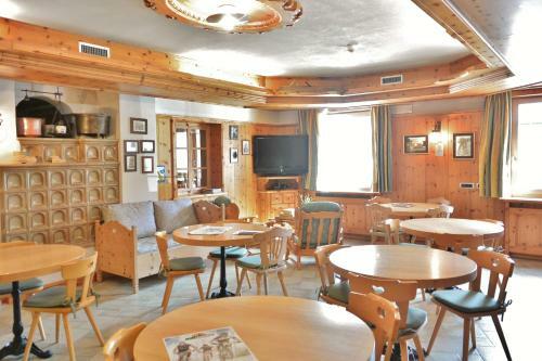 Hotel Garn� Al Plan