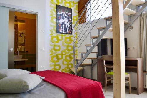 B&B Seventy Design