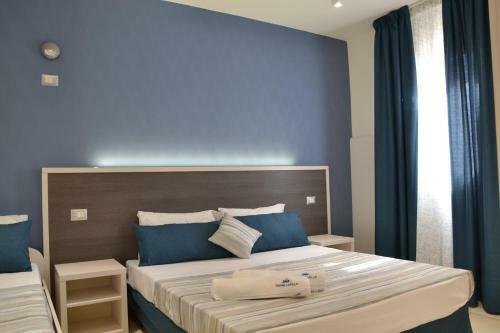 Hostal Affittacamere Torre Lapillo