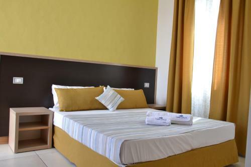 Hostal Affittacamere Torre Lapillo