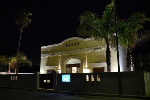 Hostal Affittacamere Torre Lapillo