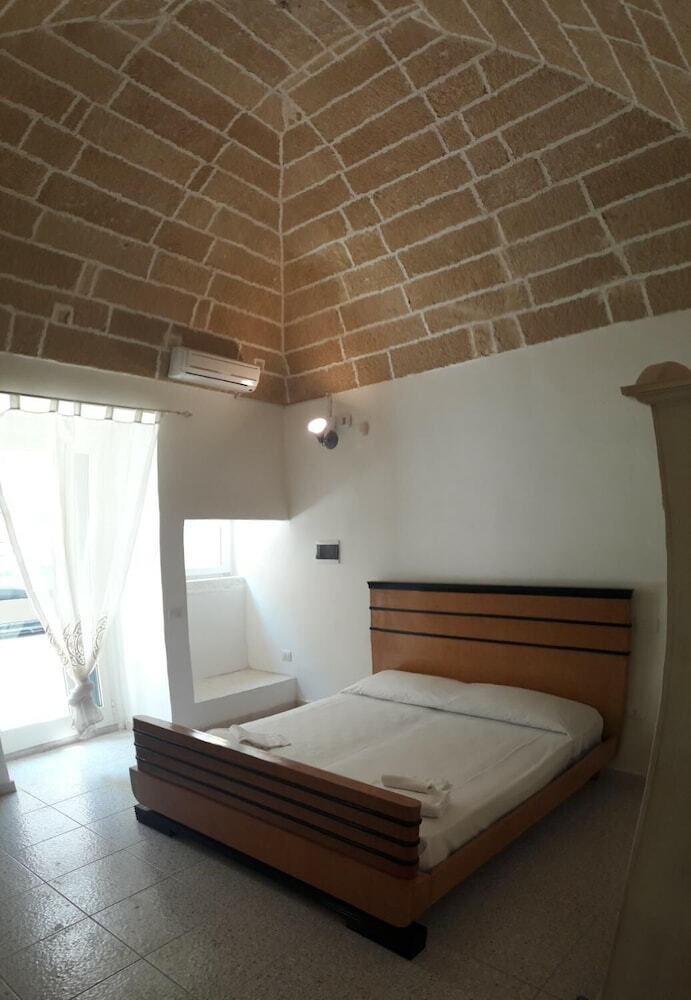 Hostal Le Dimore Centro B&B