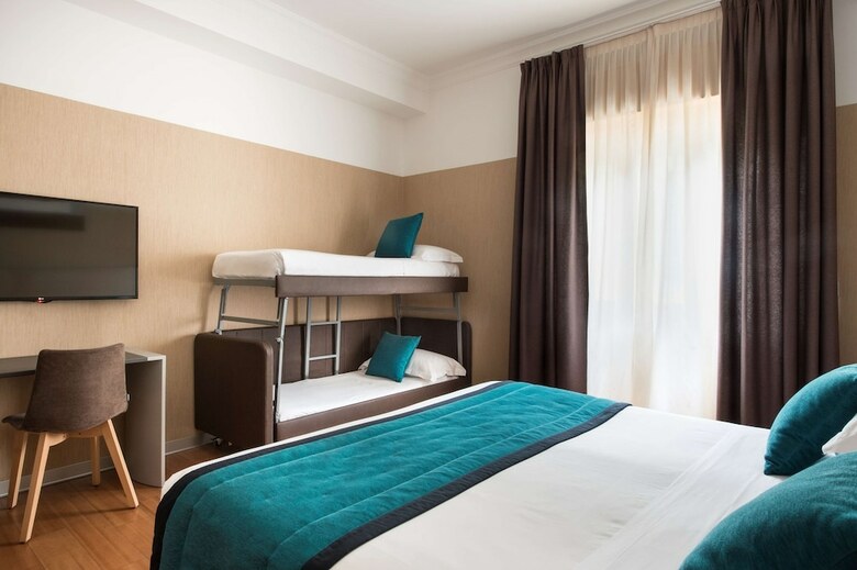 Best Western Plus City Hotel